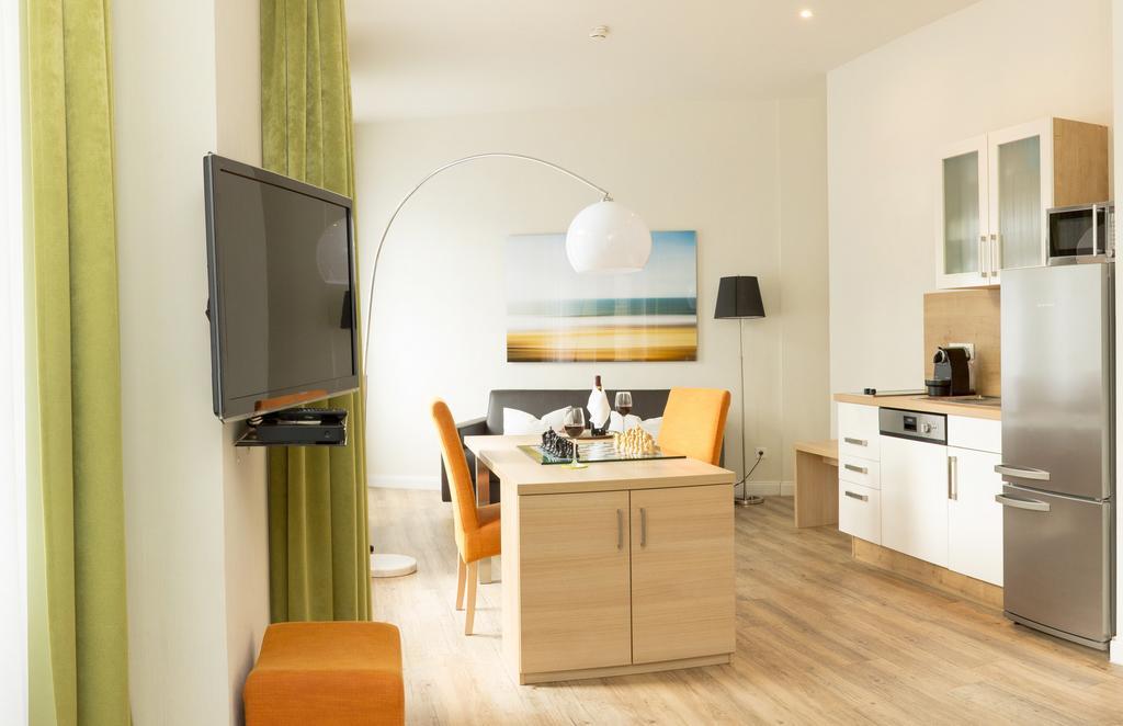 Deluxe Studio Apartment