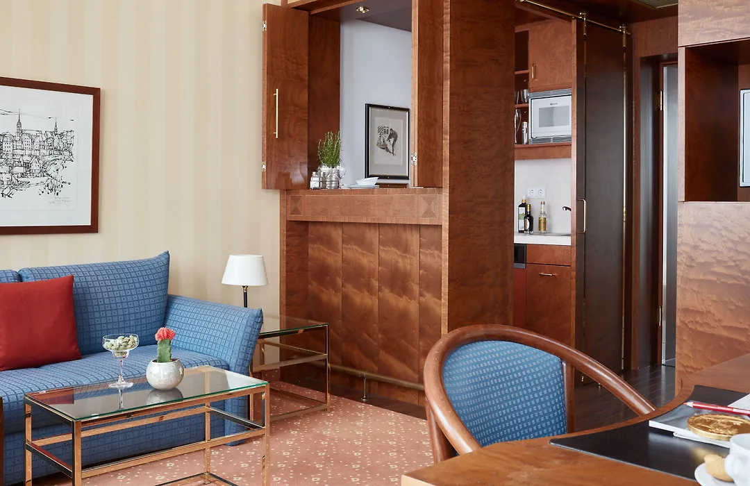 Living Hotel Kanzler-1