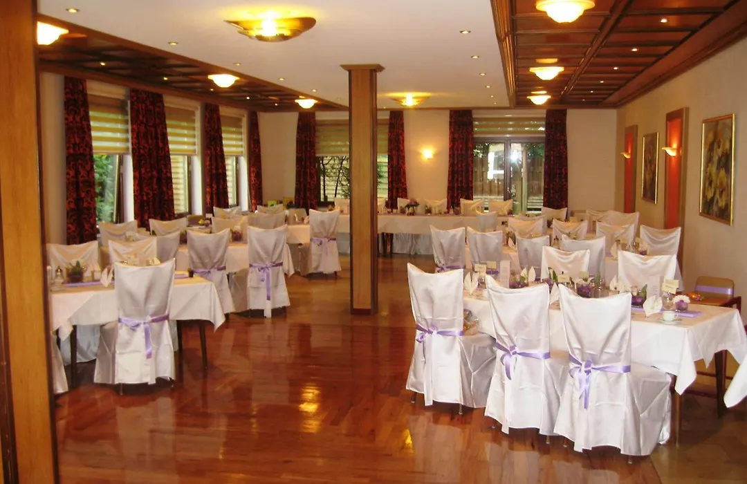 Wald-Café Hotel-Restaurant-1